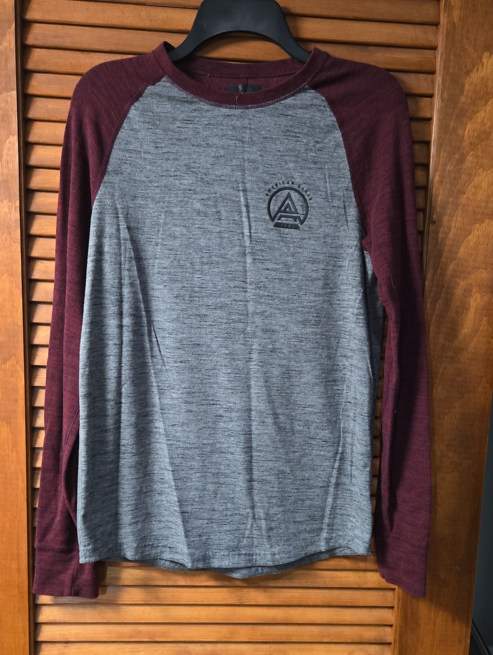 Heather Gray & Burgundy Long Sleeve Raglan Tee - American Eagle